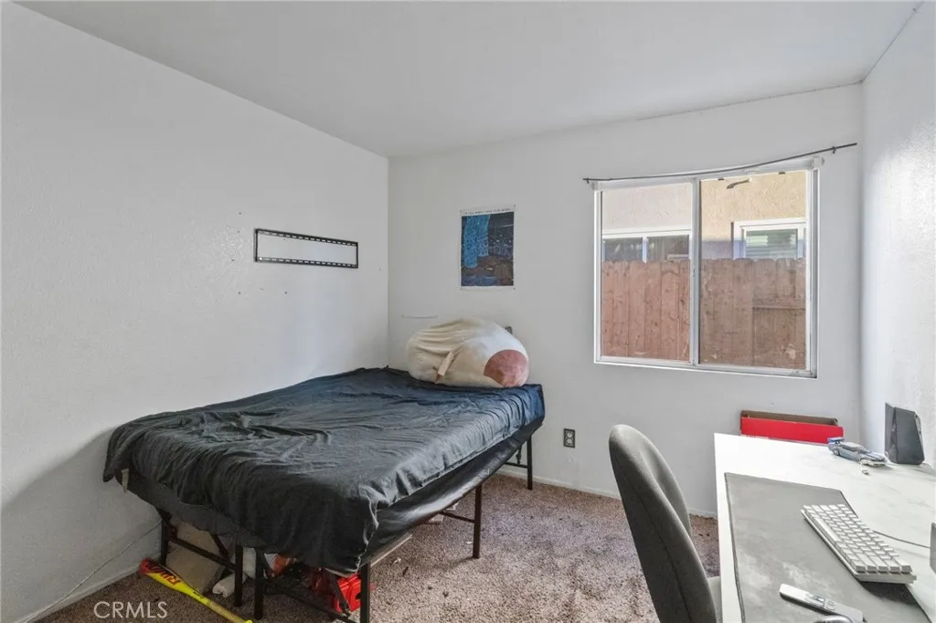 13207 Fordham Circle, Victorville, California 92392 home-pic-25