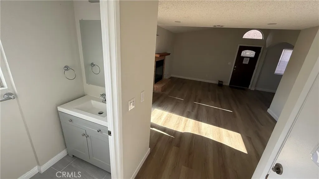12141 Ramona Boulevard, El Monte, California 91732 home-pic-13