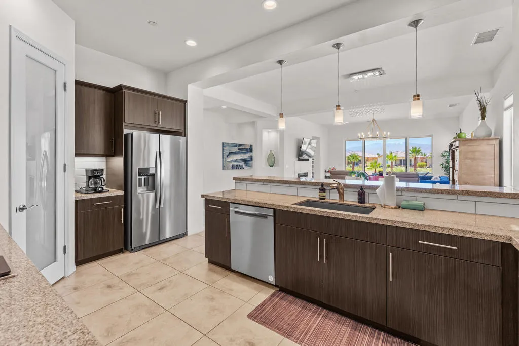 67437 S Chimayo Drive, Cathedral City, California 92234 home-pic-8