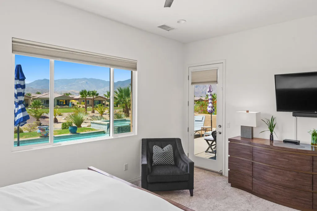 67437 S Chimayo Drive, Cathedral City, California 92234 home-pic-12