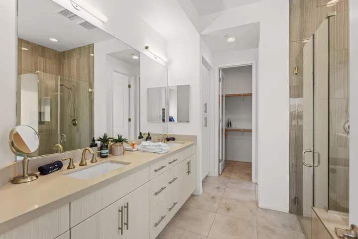 Primary bath