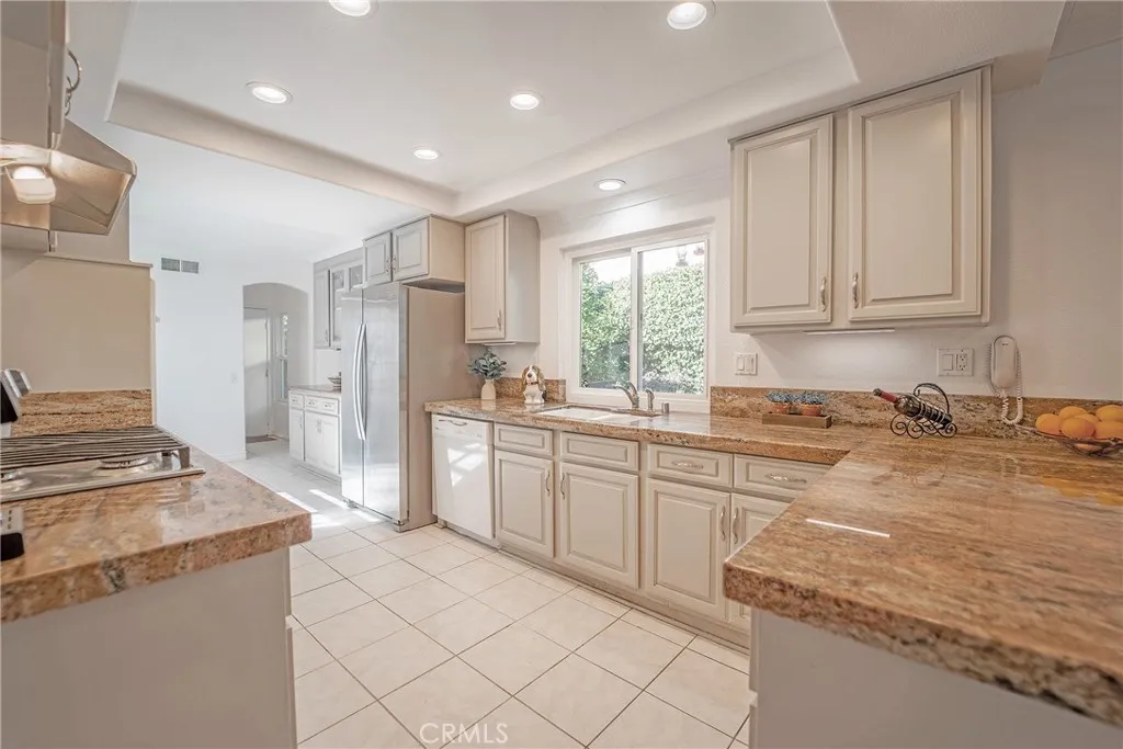 24782 Argus Drive, Mission Viejo, California 92691 home-pic-9