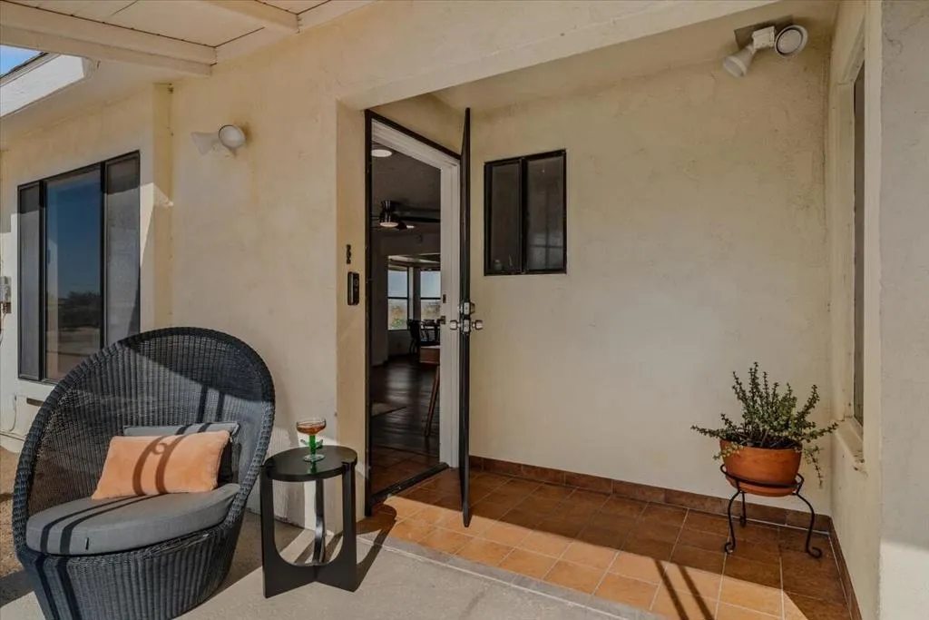63555 Walpi Drive, Joshua Tree, California 92252 home-pic-3