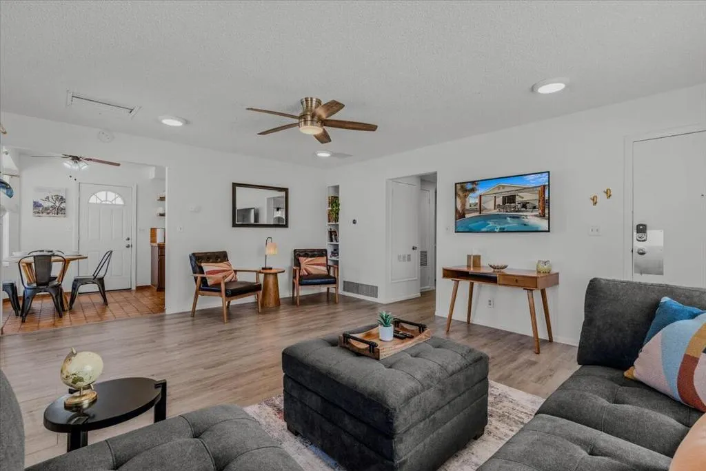 63555 Walpi Drive, Joshua Tree, California 92252 home-pic-6