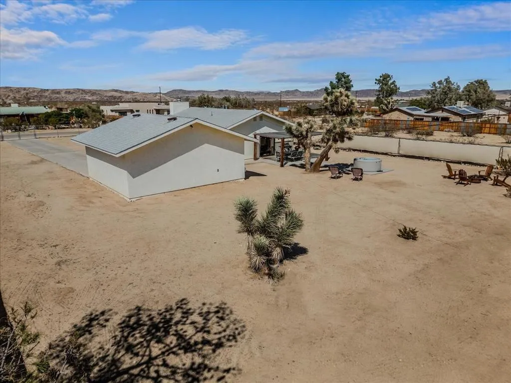 63555 Walpi Drive, Joshua Tree, California 92252 home-pic-27