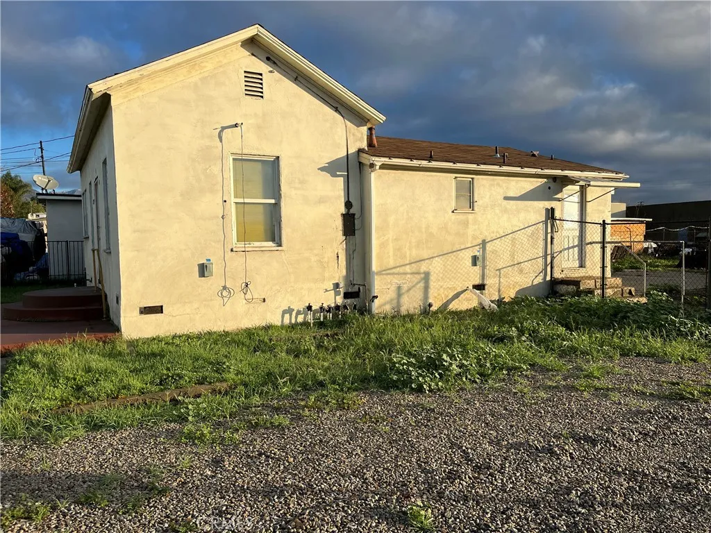 8793 S Sierra Place, Upland, California 91786 home-pic-2