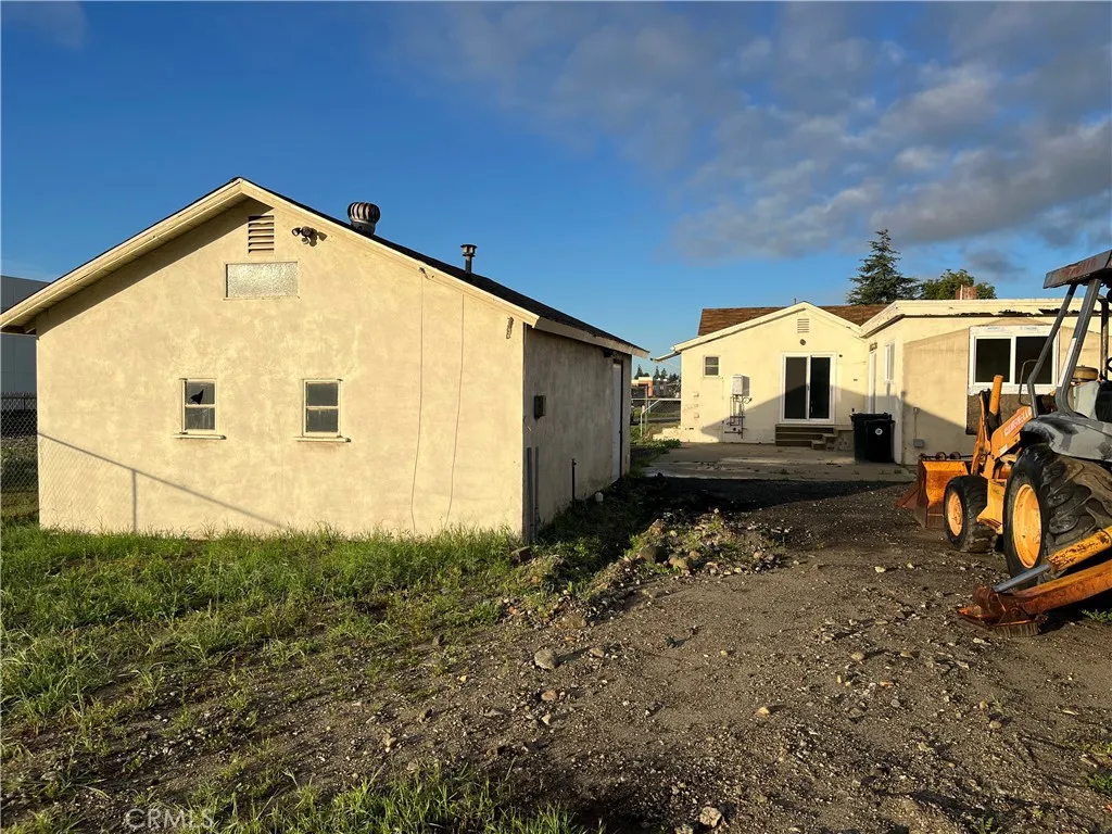 8793 S Sierra Place, Upland, California 91786 home-pic-18