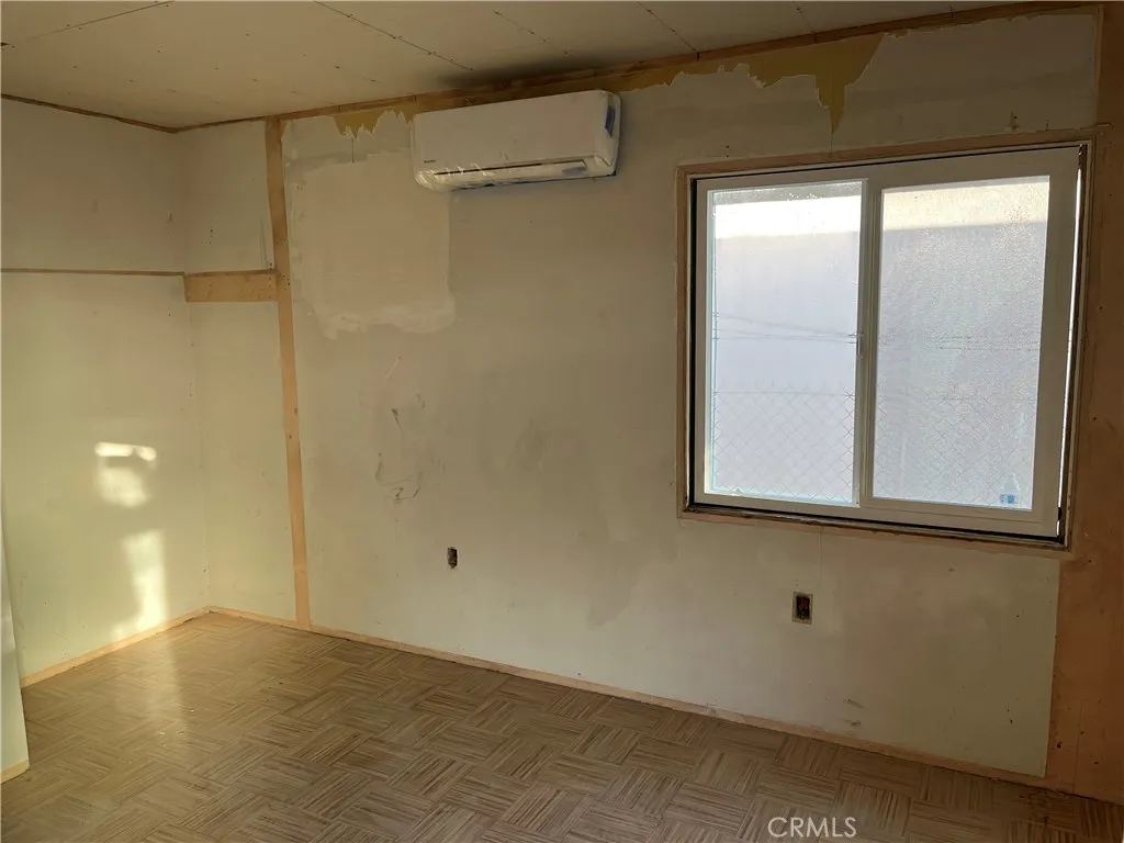 8793 S Sierra Place, Upland, California 91786 home-pic-11