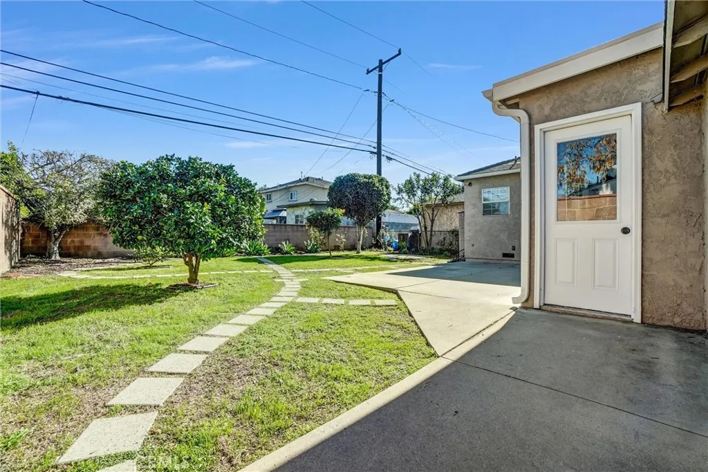 10208 Jersey, Santa Fe Springs, California 90670 home-pic-36
