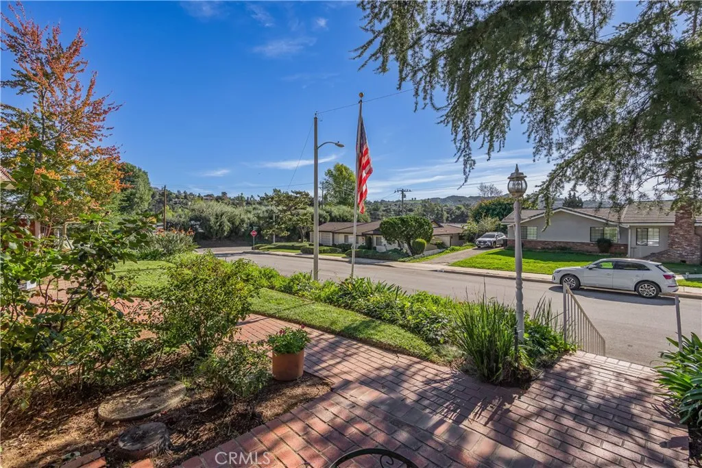 1355 E Level, Covina, California 91724 home-pic-27