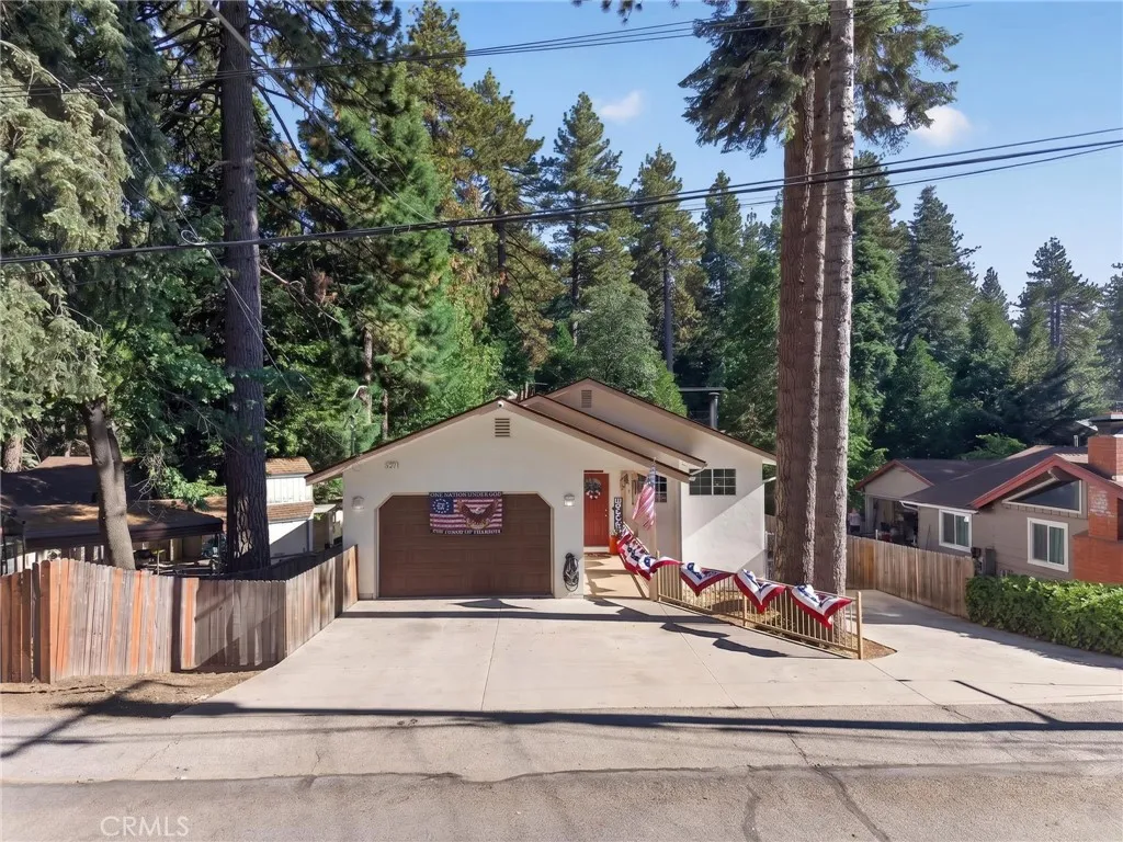 31351 Firwood Dr