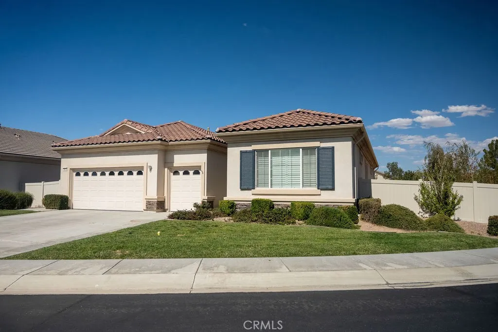 10939 Rockaway Glen Road, Apple Valley, California 92308 home-pic-1