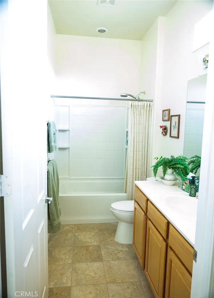 10939 Rockaway Glen Road, Apple Valley, California 92308 home-pic-4