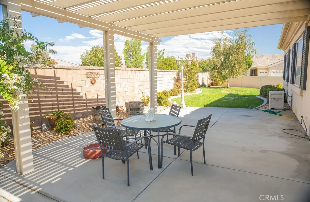 10939 Rockaway Glen Road, Apple Valley, California 92308 home-pic-15