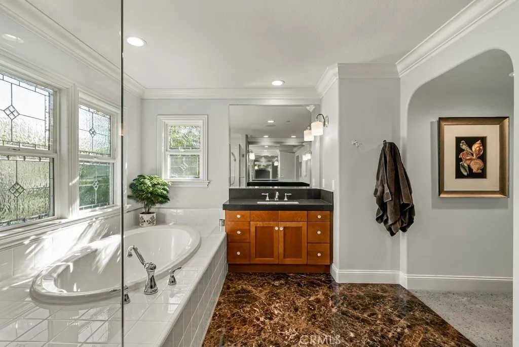 2413 Camino Oleada, San Clemente, California 92673 home-pic-43