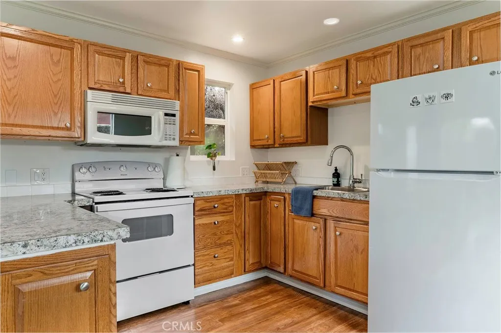 3755 Olive, Long Beach, California 90807 home-pic-30