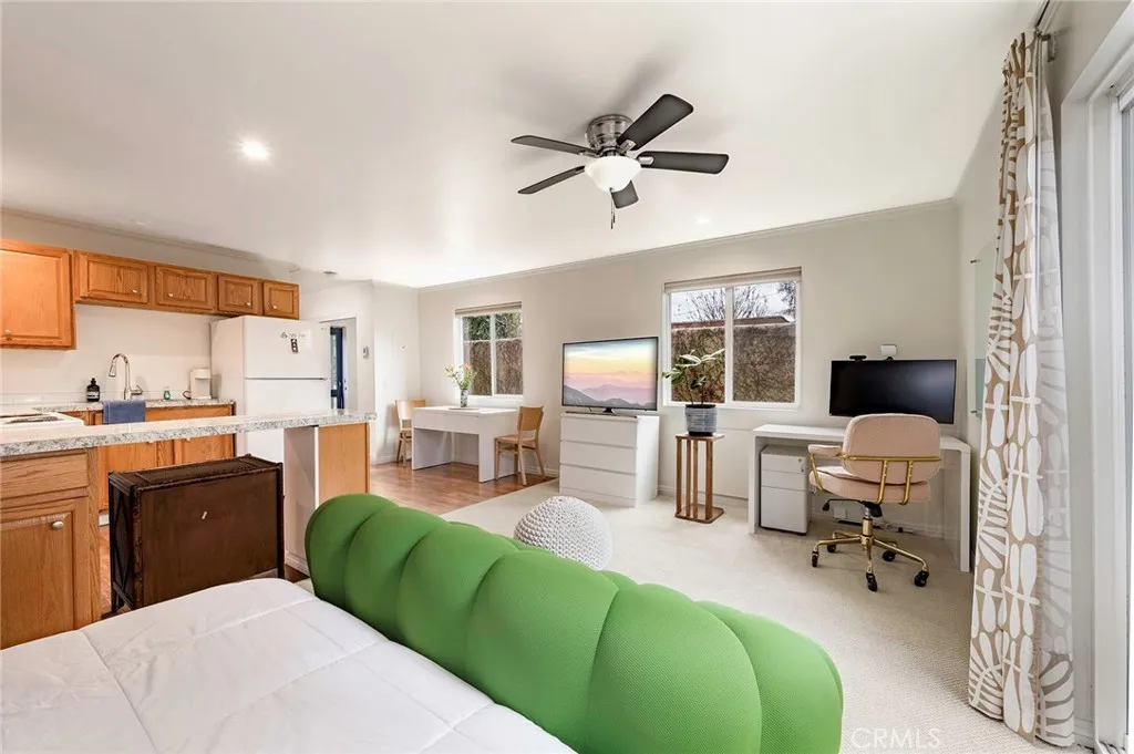 3755 Olive, Long Beach, California 90807 home-pic-32