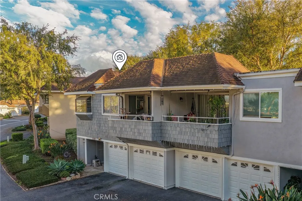 22256 Caminito Mescalero, Laguna Hills, California 92653 home-pic-1