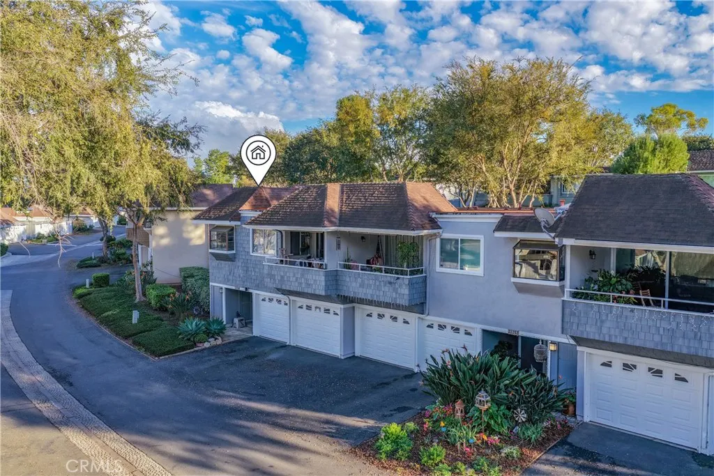 22256 Caminito Mescalero, Laguna Hills, California 92653 home-pic-32