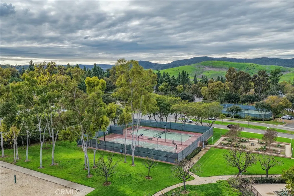 22256 Caminito Mescalero, Laguna Hills, California 92653 home-pic-18