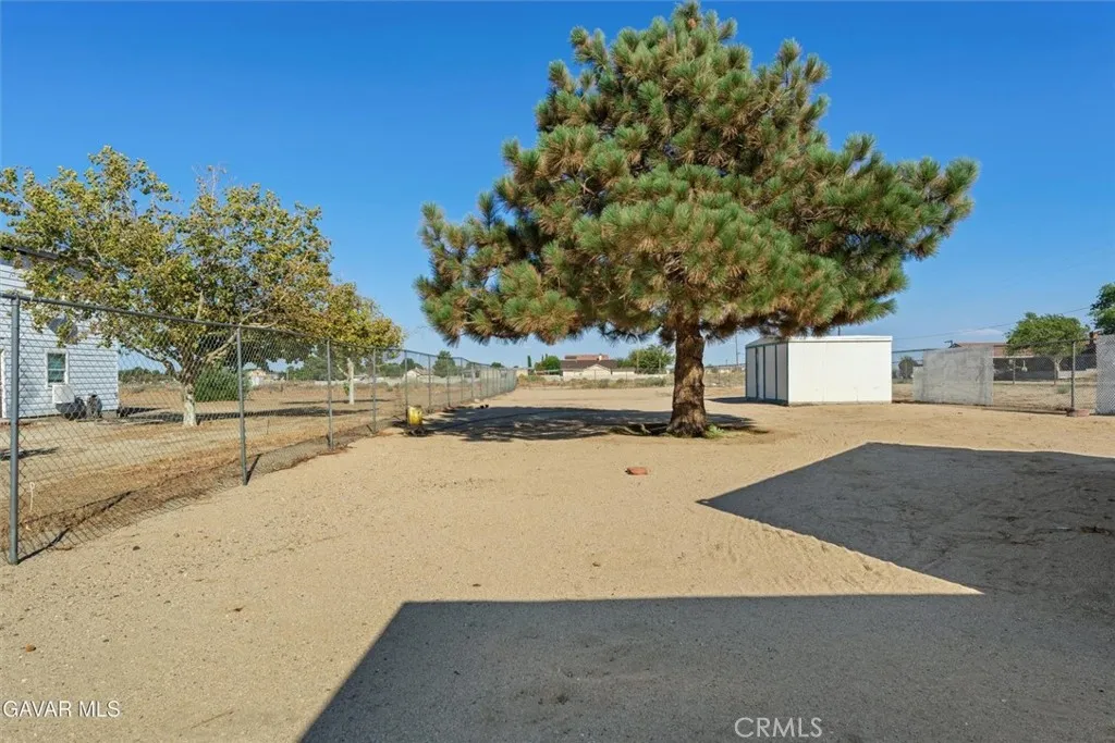 43014 7th Street E, Lancaster, California 93535 home-pic-27