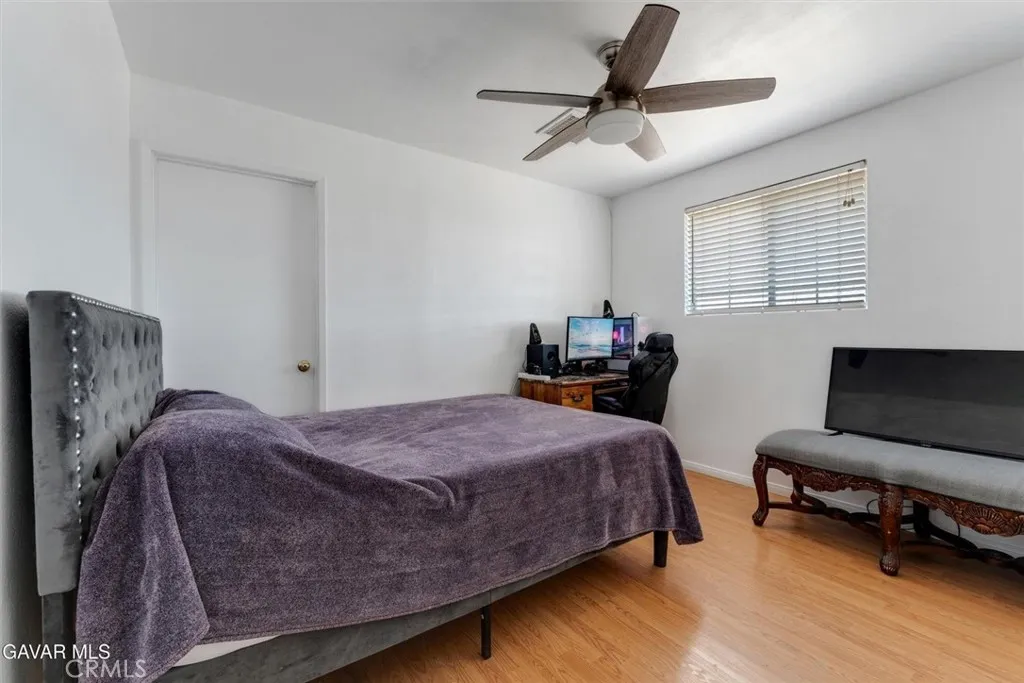 43014 7th Street E, Lancaster, California 93535 home-pic-13