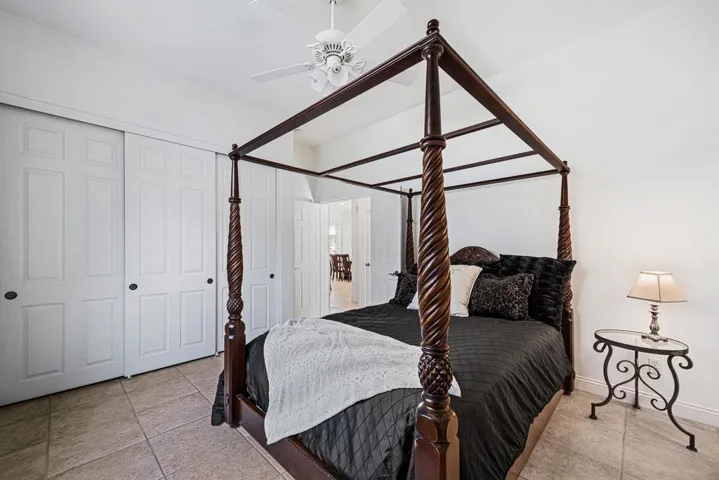 Second bedroom