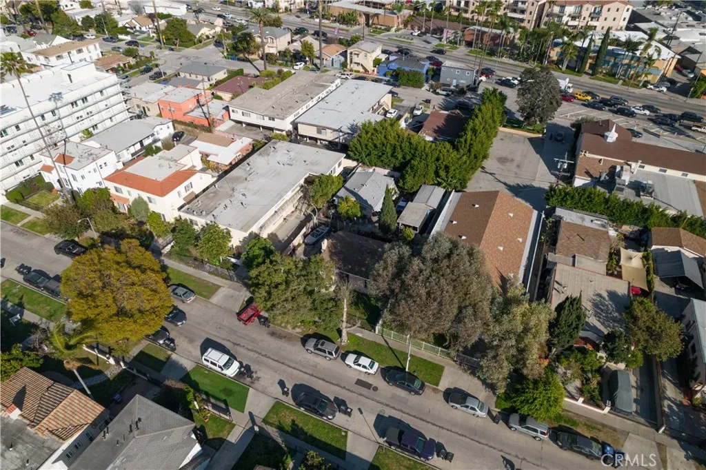 2924 S Orange, Los Angeles, California 90016 home-pic-3