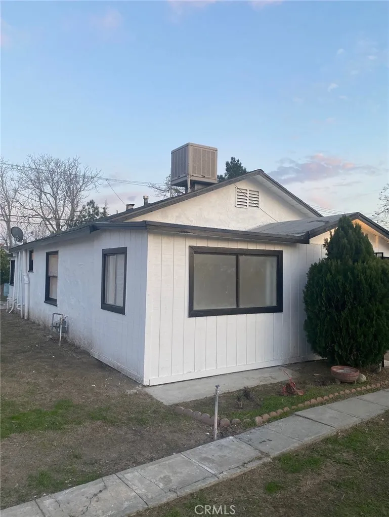 974 Sperry, Colton, California 92324 home-pic-3
