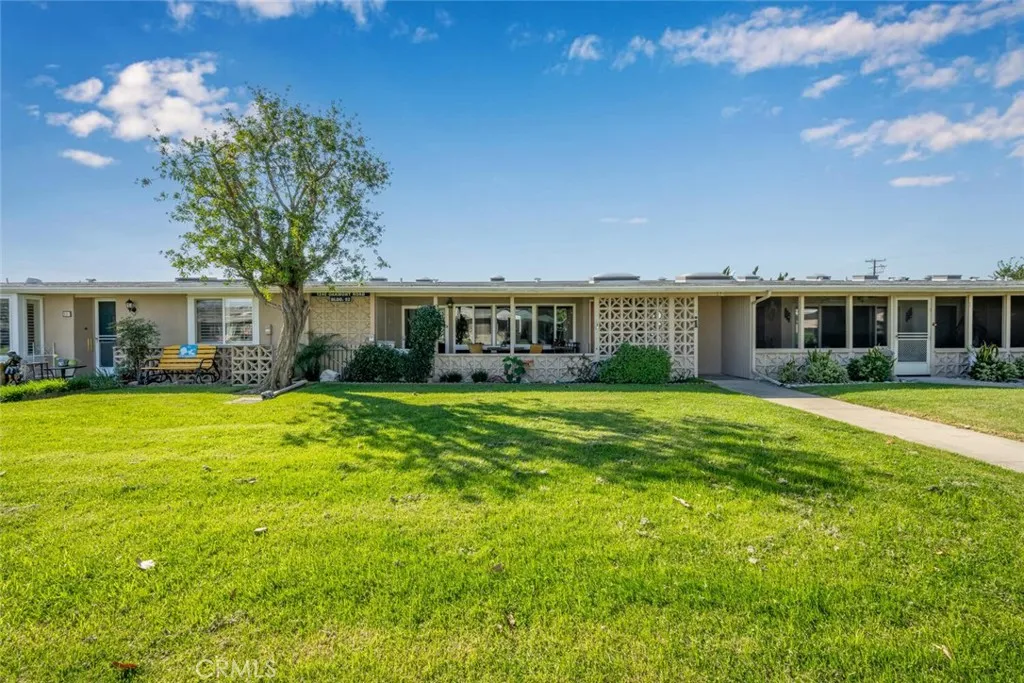 1240 Oakmont Road 52i, Seal Beach, California 90740 home-pic-1