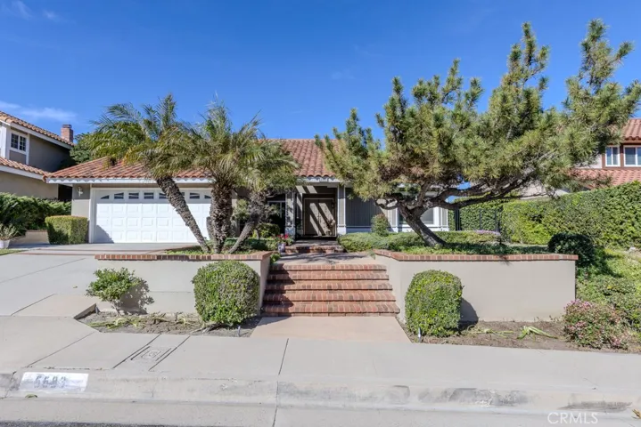 6683 E Leafwood, Anaheim Hills, California 92807
