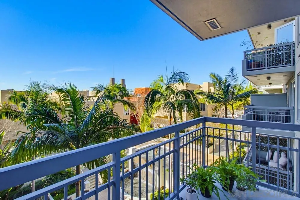 1580 Union Street 304, San Diego, California 92101 home-pic-12
