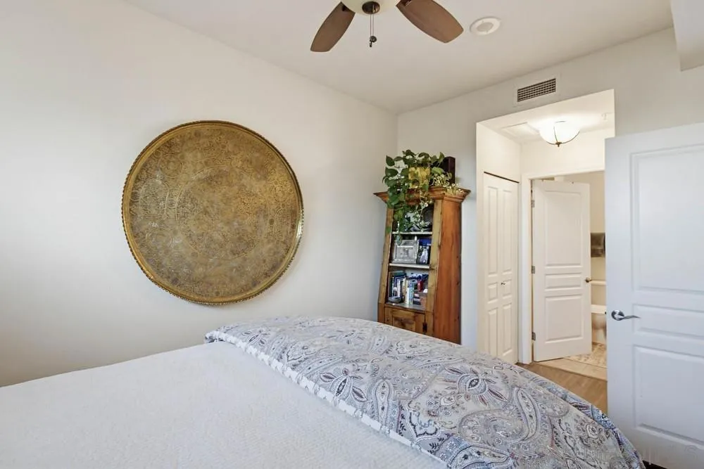 1580 Union Street 304, San Diego, California 92101 home-pic-10