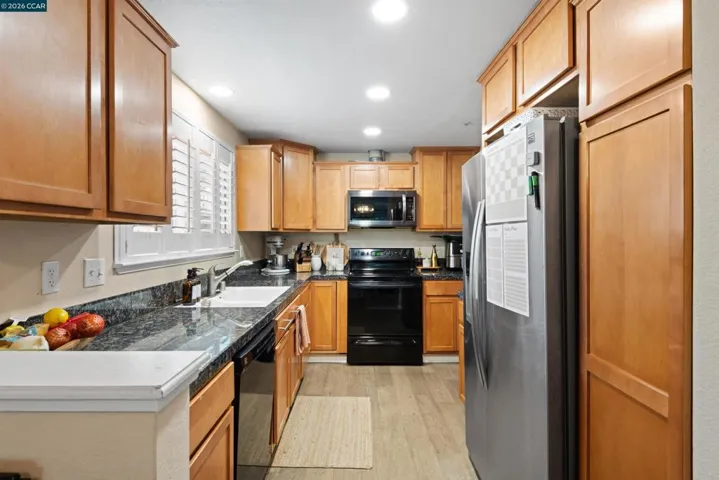 2721 Oak Rd L, Walnut Creek, California 94597