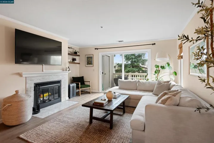 2721 Oak Rd L, Walnut Creek, California 94597