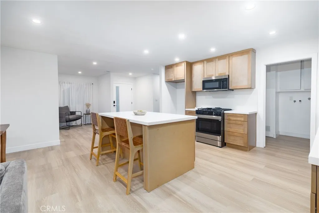 1431 N Eucalyptus, Rialto, California 92376 home-pic-20