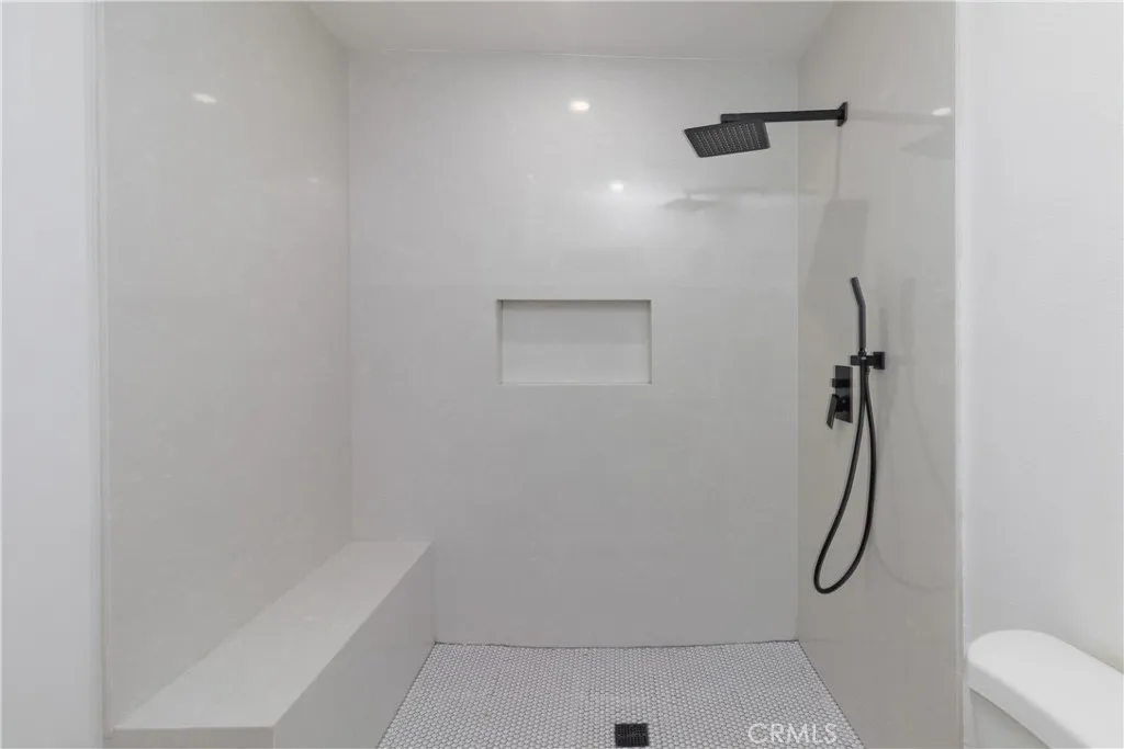 1431 N Eucalyptus, Rialto, California 92376 home-pic-37