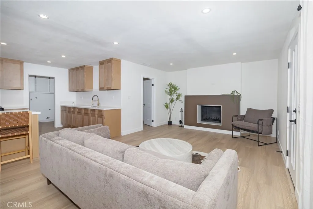 1431 N Eucalyptus, Rialto, California 92376 home-pic-24