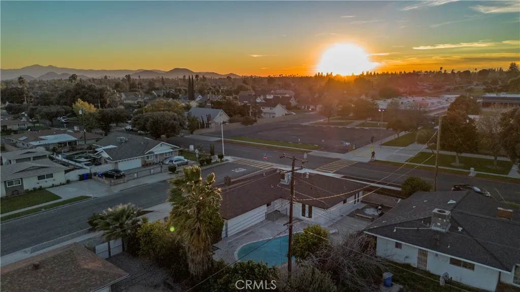 1431 N Eucalyptus, Rialto, California 92376 home-pic-5