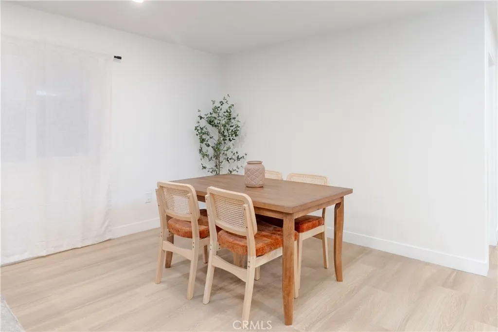 1431 N Eucalyptus, Rialto, California 92376 home-pic-17