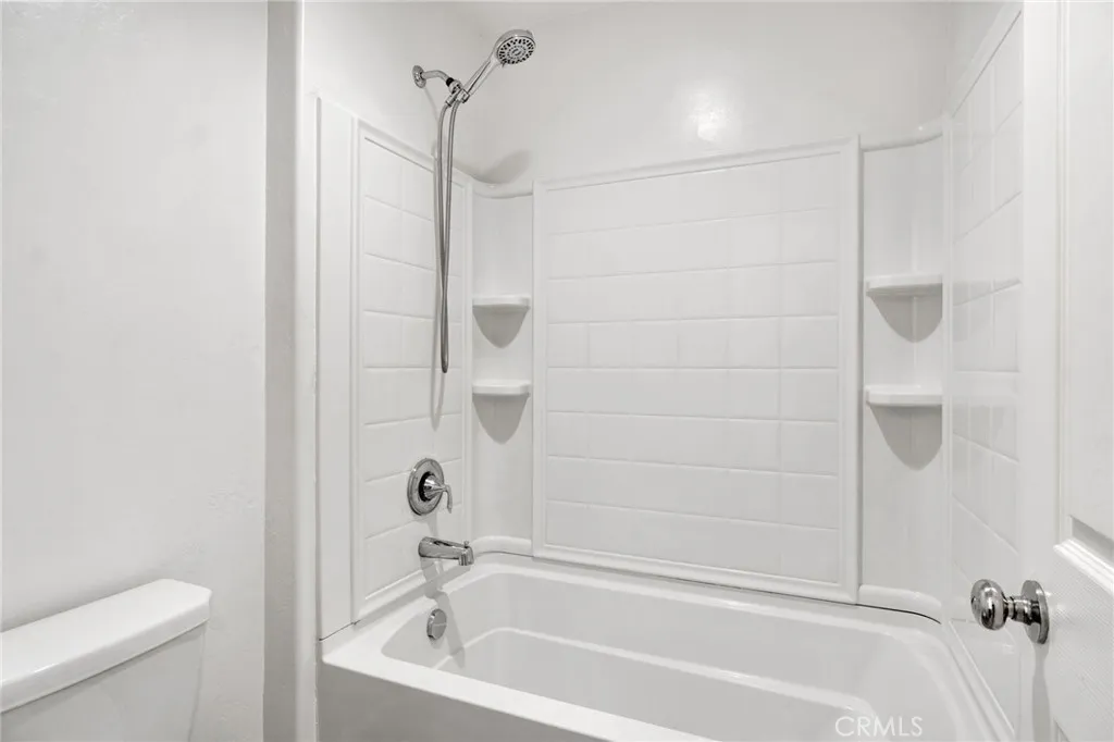 6647 East Vassar, Fresno, California 93727 home-pic-29