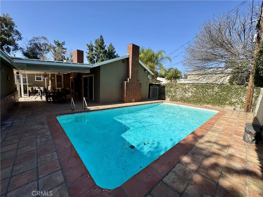 6552 Aqueduct Avenue, Van Nuys, California 91406 home-pic-13