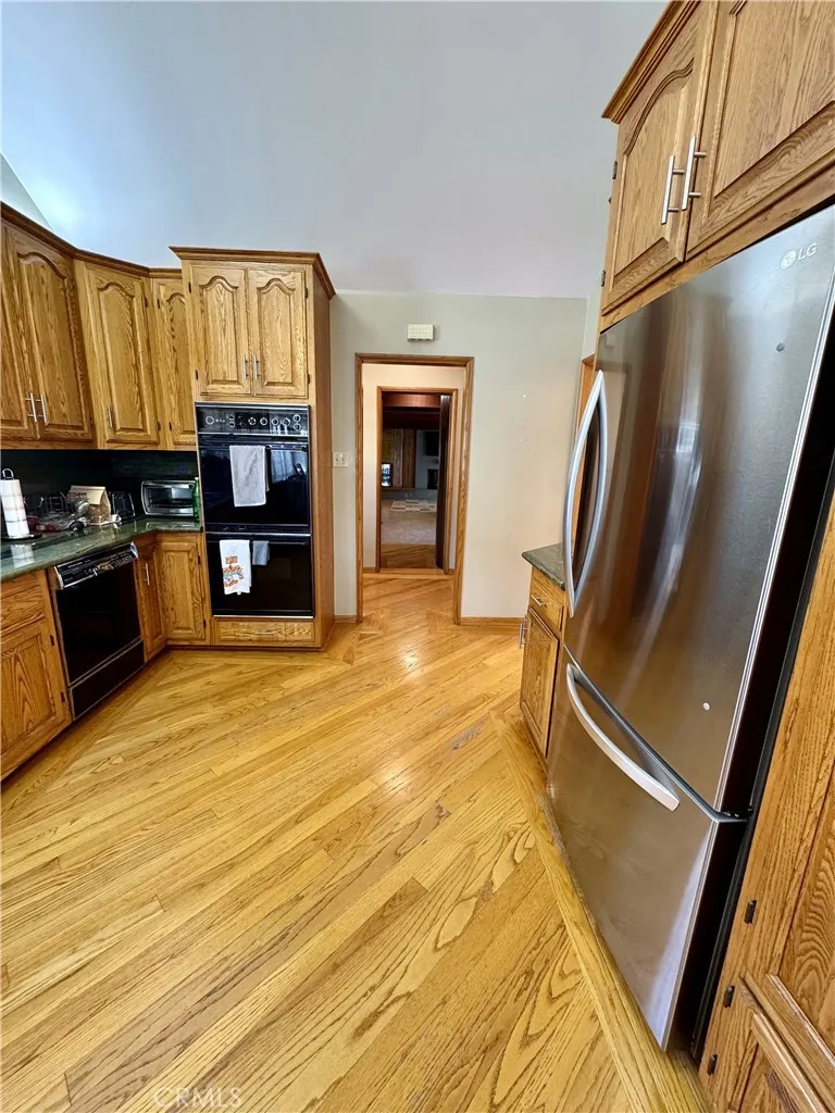 6552 Aqueduct Avenue, Van Nuys, California 91406 home-pic-8