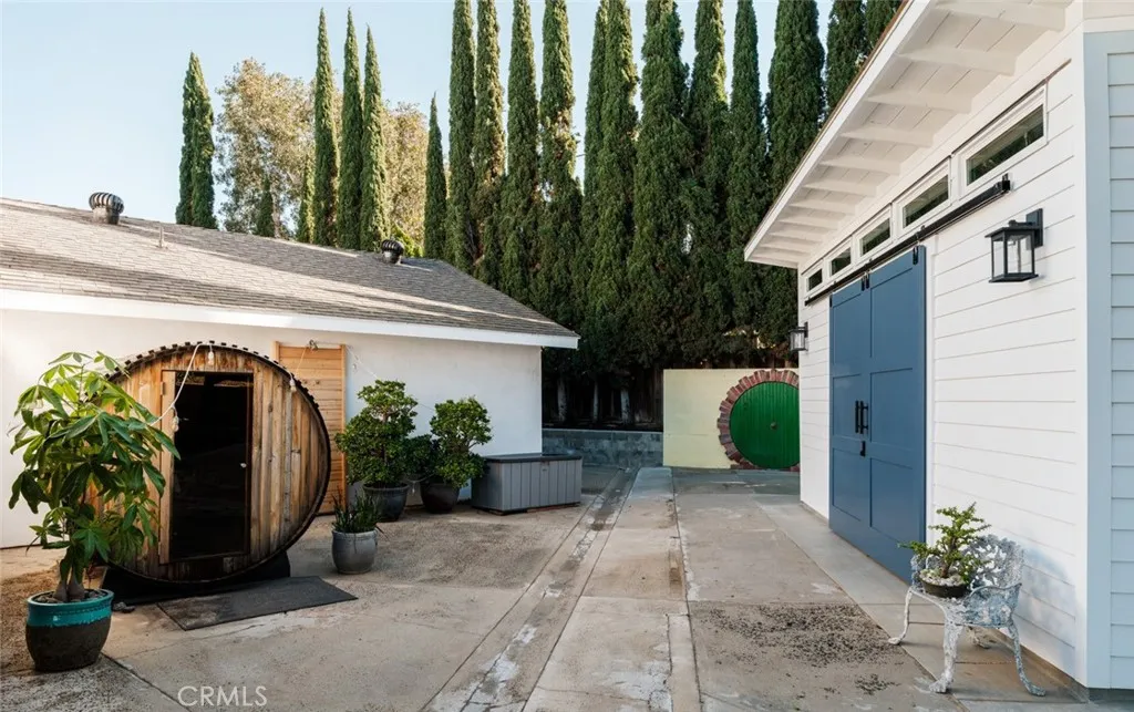 1572 Indus Street, Newport Beach, California 92660 home-pic-25