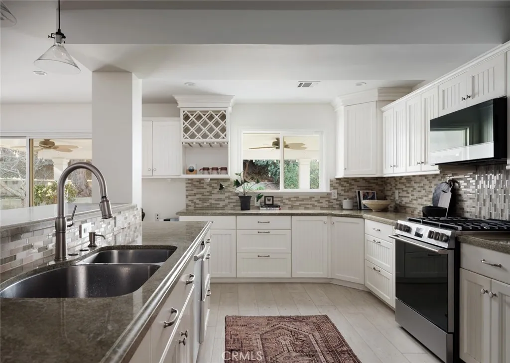 1572 Indus Street, Newport Beach, California 92660 home-pic-8