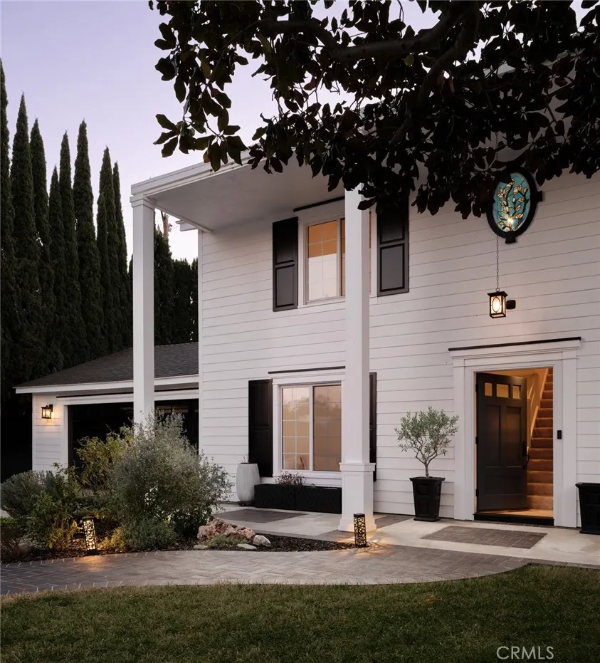 1572 Indus Street, Newport Beach, California 92660 home-pic-2