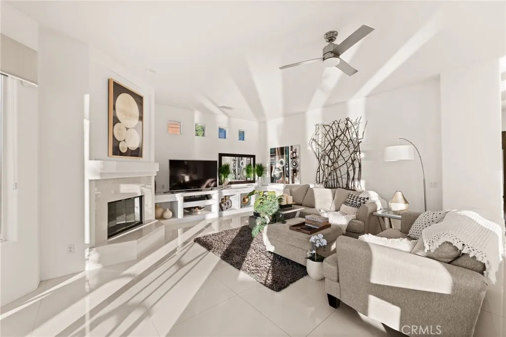 47410 Via Cordova, La Quinta, California 92253 home-pic-17