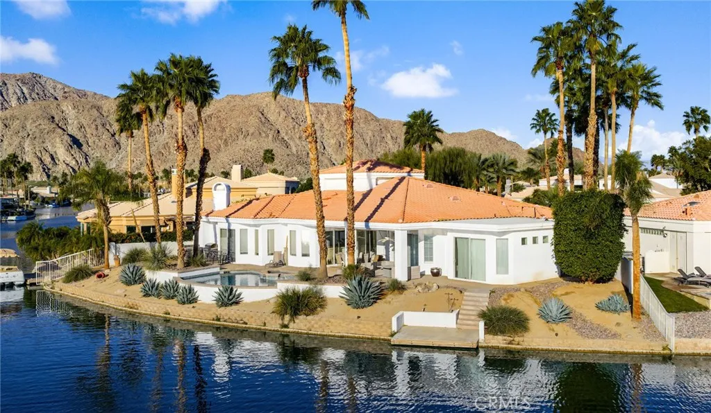 47410 Via Cordova, La Quinta, California 92253 home-pic-61