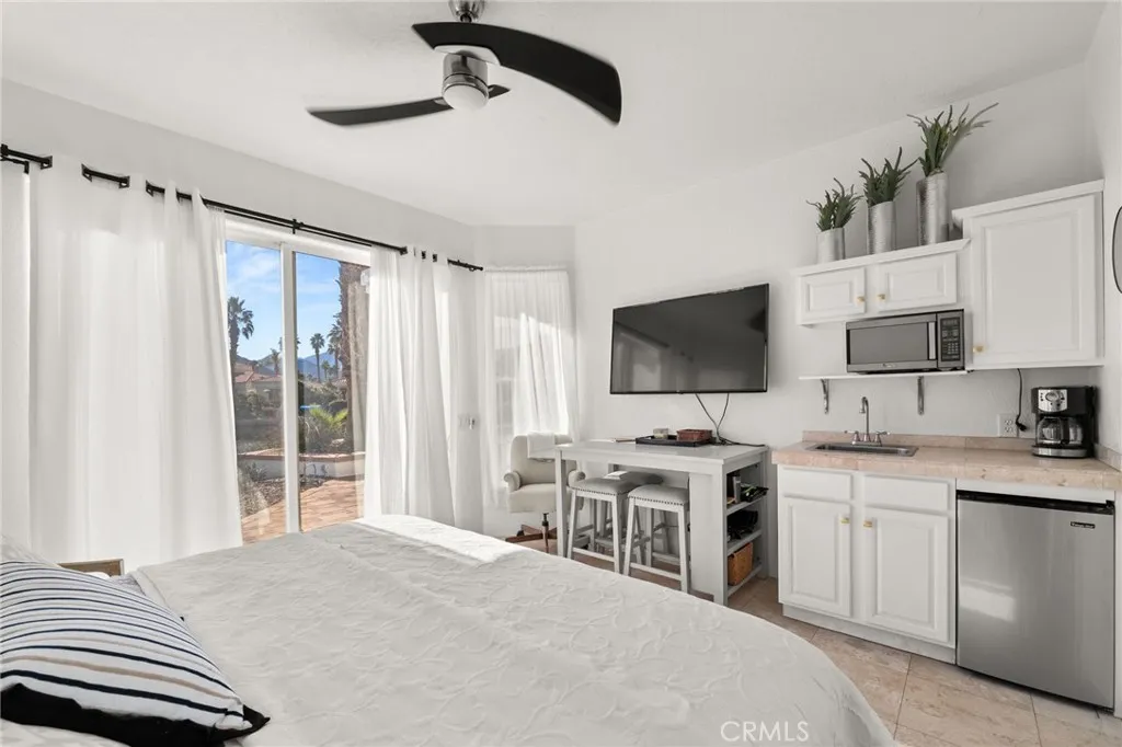 47410 Via Cordova, La Quinta, California 92253 home-pic-41