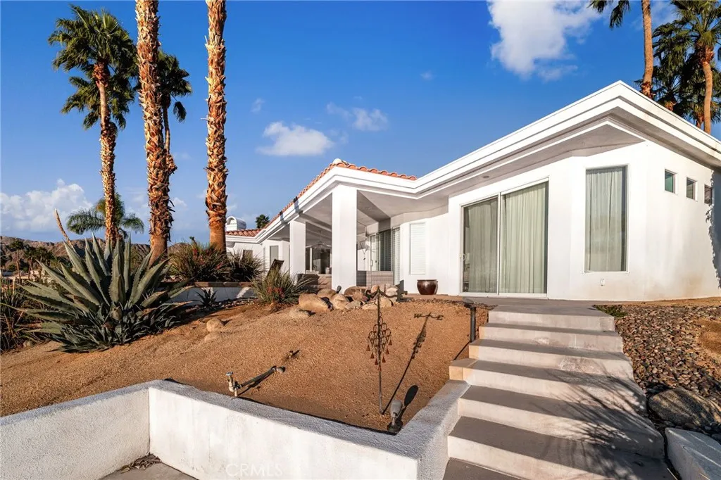 47410 Via Cordova, La Quinta, California 92253 home-pic-53